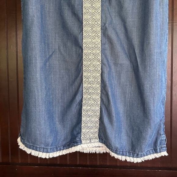 CHELSEA & THEODORE Embroidered Fringe Chambray Boho Tunic Dress Coverup | Sz M - Picture 8 of 13
